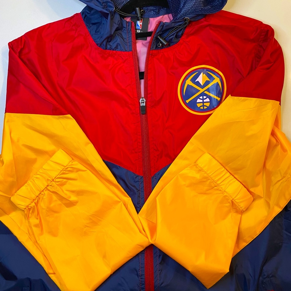 ⭐️Denver Nuggets rain jacket